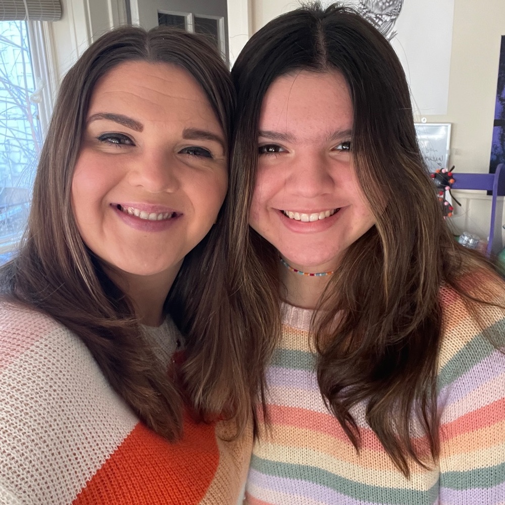 Meet your Posher, Lola & Kylee